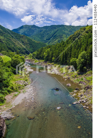 大台町宮河沿岸的夏季(河上游領地峽谷) 大台町宮河沿岸的夏季(河上游領地峽谷) 112488440
