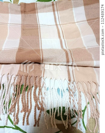 Shawl muffler throw Shawl muffler throw 112489174