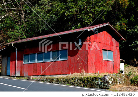 Bengala tea factory 112492420