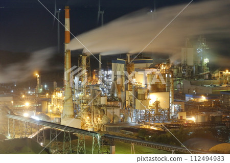 秋田縣秋田市造紙廠夜景 112494983