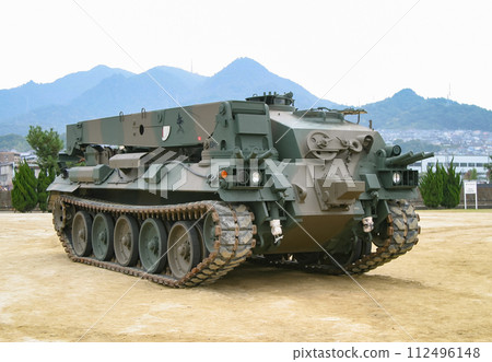 展出的陸上自衛隊坦克搶救車 112496148