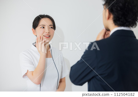 鞠躬美學家 鞠躬美學家 112504182