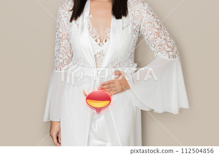 A woman has a stomachache because urethritis. A woman has a stomachache because urethritis. 112504856