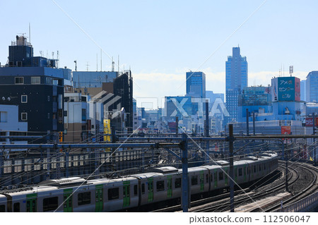 [東京]阿美橫丁週邊的建築物和鐵路風景 112506047