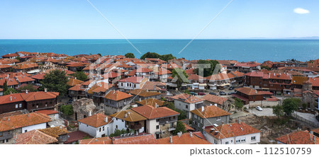 Beautiful roofs  112510759