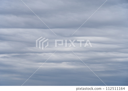 多雲的天空 多雲的天空 多雲的雲 多雲的天空 多雲的天空 多雲的雲 112511164