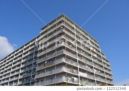 公寓住宅小區大樓 公寓住宅小區大樓 112512348