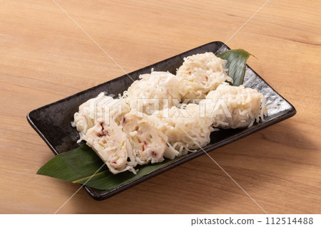 Squid shumai 112514488
