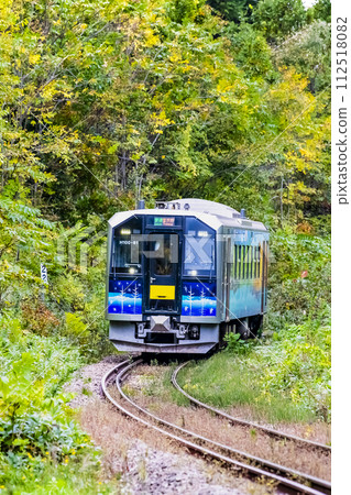 富良野線 Kiha H100（美磁湯 - 上富良野） 112518082