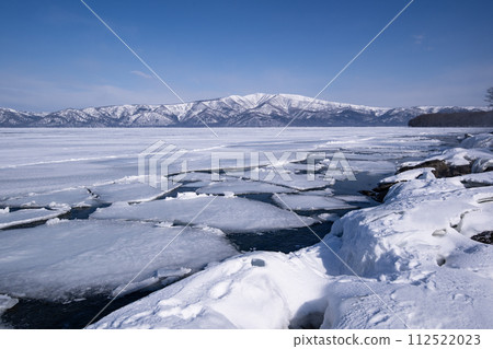 屈斜路湖結冰 112522023