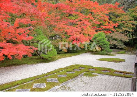 Autumn leaves in Kyoto Nanzenji Temple Tenju-an Autumn leaves in Kyoto Nanzenji Temple Tenju-an 112522094