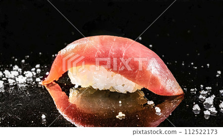 A plate of delicious-looking tuna sushi 112522173