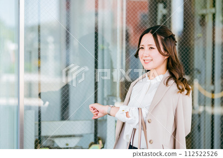 Casual office lady/business woman meeting at an office building Casual office lady/business woman meeting at an office building 112522526
