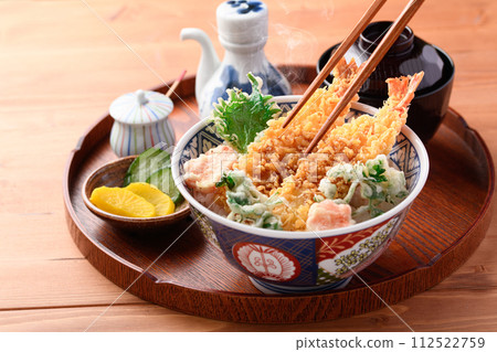 天婦羅蓋飯 112522759