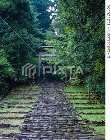 白山平泉寺院內石板路 112526356