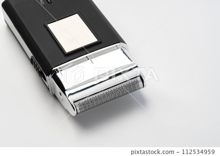 Electric shaver on white background studio shot 112534959