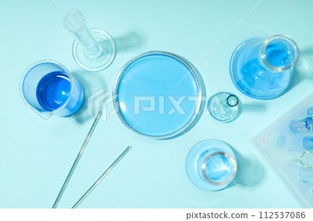 Concept of science with different laboratory accessories 112537086