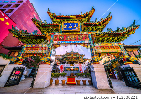 日本橫濱城市景觀 瀏覽橫濱唐人街、橫濱媽祖神社等...邁向新時代 112538221