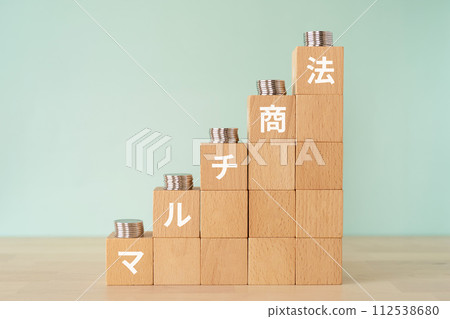 Blocks and money with MLM characters Blocks and money with MLM characters 112538680