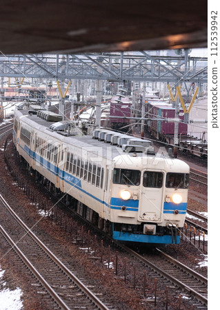 曾經運行於北陸本線的455系和475系列車_2011年3月3日拍攝的照片 112539942