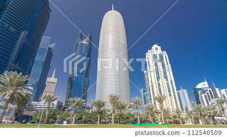 The skyline of Doha seen from Park timelapse hyperlapse, Qatar 112540509