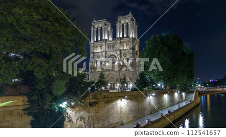 Night view of Notre Dame de Paris timelapse hyperlapse, France 112541657