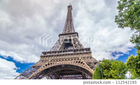Champ de Mars and the Eiffel Tower timelapse hyperlapse in a sunny summer day. Paris, France 112542193