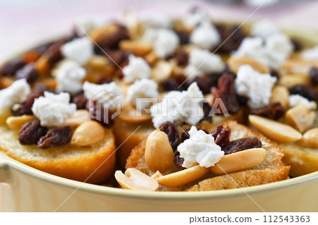 Capirotada，四旬期食用的傳統墨西哥甜點 112543363