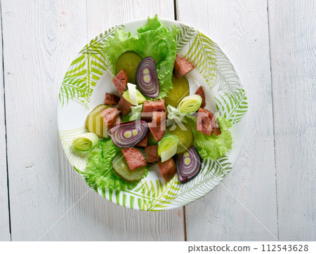 Schwabischer Wurstsalat Schwabischer Wurstsalat 112543628