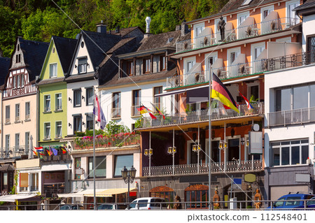 Cochem with Reichsburg castle, Germany 112548401