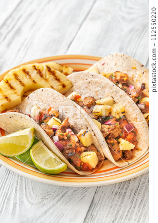 Tacos al pastor Tacos al pastor 112550220