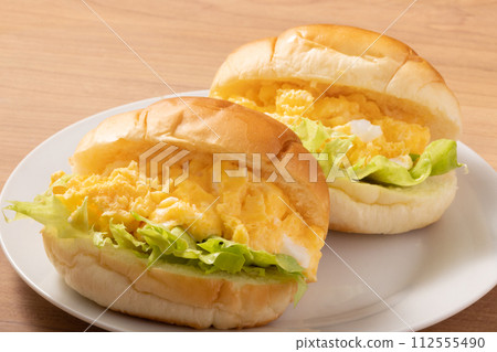 Egg roll 112555490