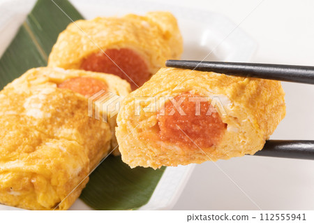 Rolled egg with mentaiko Rolled egg with mentaiko 112555941