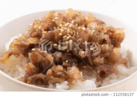Kuroge Wagyu Beef Minced Beef Rice (Roughly Sliced) 112556137