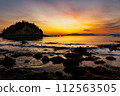 Dawn on a small island in Setouchi 112563505