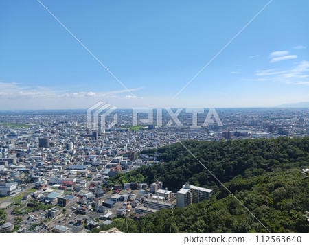 從山頂俯瞰岐阜市 從山頂俯瞰岐阜市 112563640