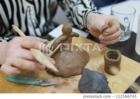 In the sculptor's workshop 112566745