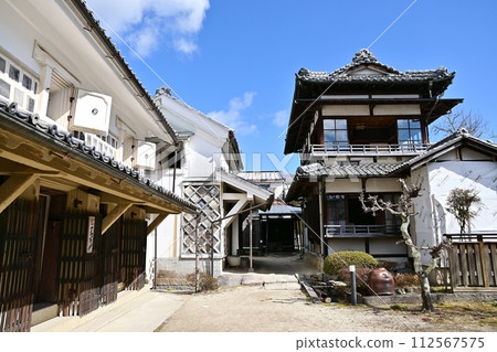 岩村町舊勝川家 112567575