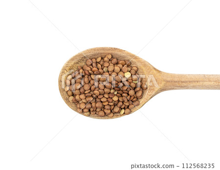 a small pile of lentils 112568235