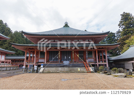 日本滋賀縣大津市延歷寺東塔阿彌陀堂 日本滋賀縣大津市延歷寺東塔阿彌陀堂 112570929