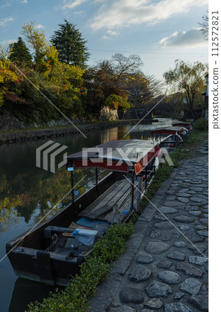 Townscape along Hachimanbori in Omihachiman City, Shiga Prefecture, Japan 112572821