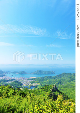 香川縣小豆島藍天下的Kankakei天文台的風景 112578681