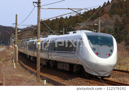 北陸本線特急白鷺（681系列車：名古屋～米原⇔金澤） 112579191