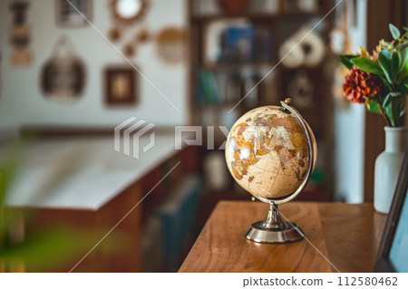 Accessories for retro spaces, etc. 112580462