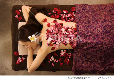 Beauty beauty salon image for young women Beauty beauty salon image for young women 112582762