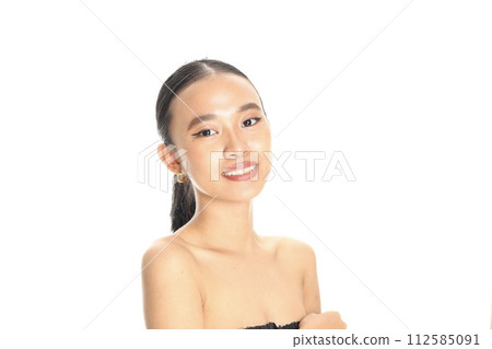 Beautiful woman Beautiful woman 112585091