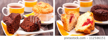 Cupcakes with tea on black wooden background 112586151