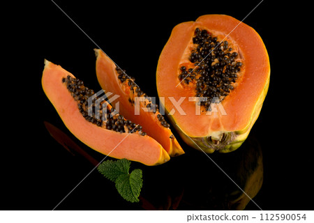 Fresh and tasty papaya 112590054