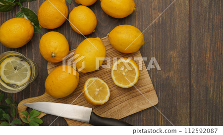 Lemon  112592087