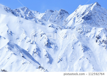 北阿爾卑斯五島立山連峰、三月的風之隊 112592764